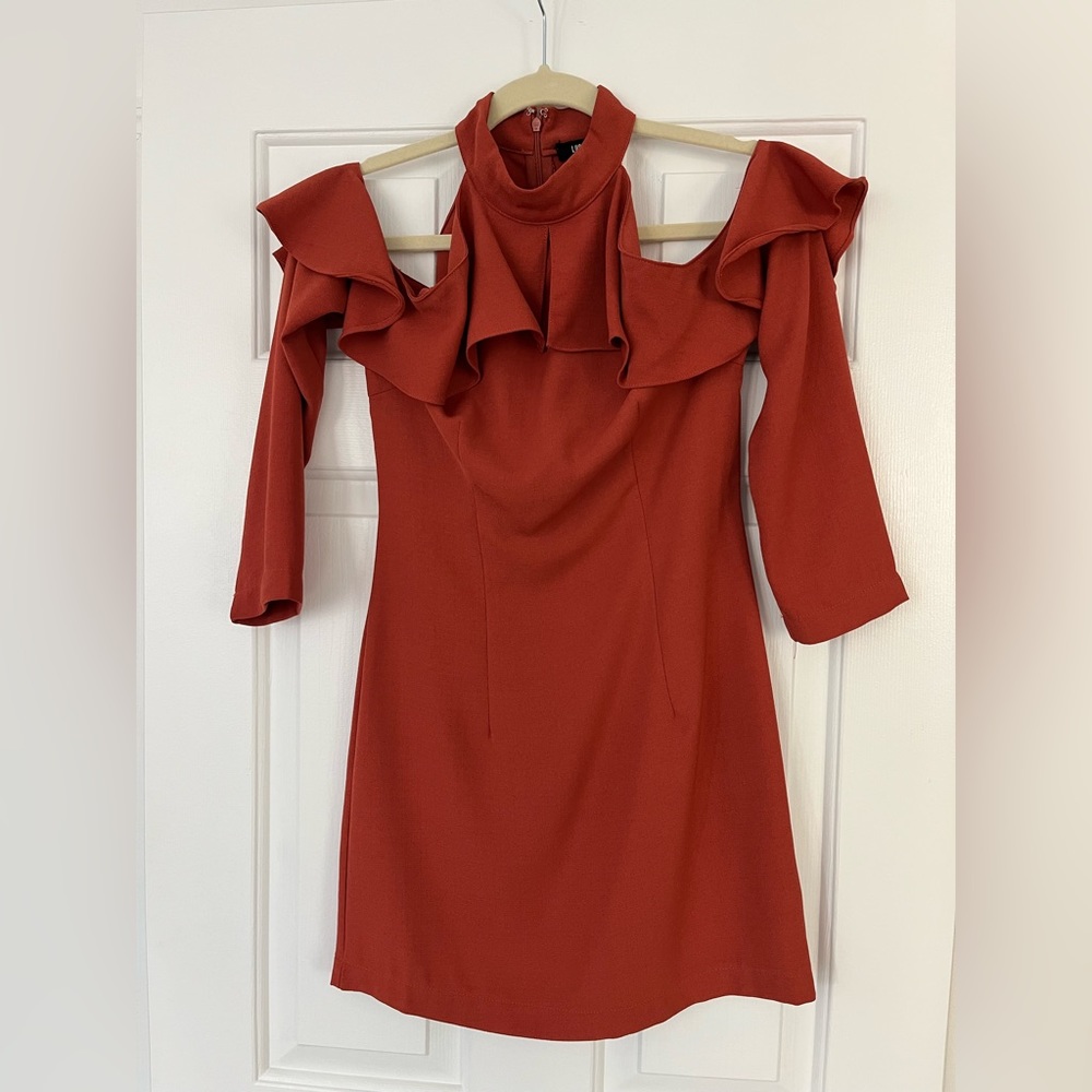 Open shoulder rust coloring dress